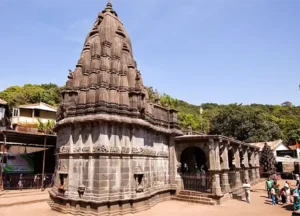 20) Pune to Bhimashankar Cab